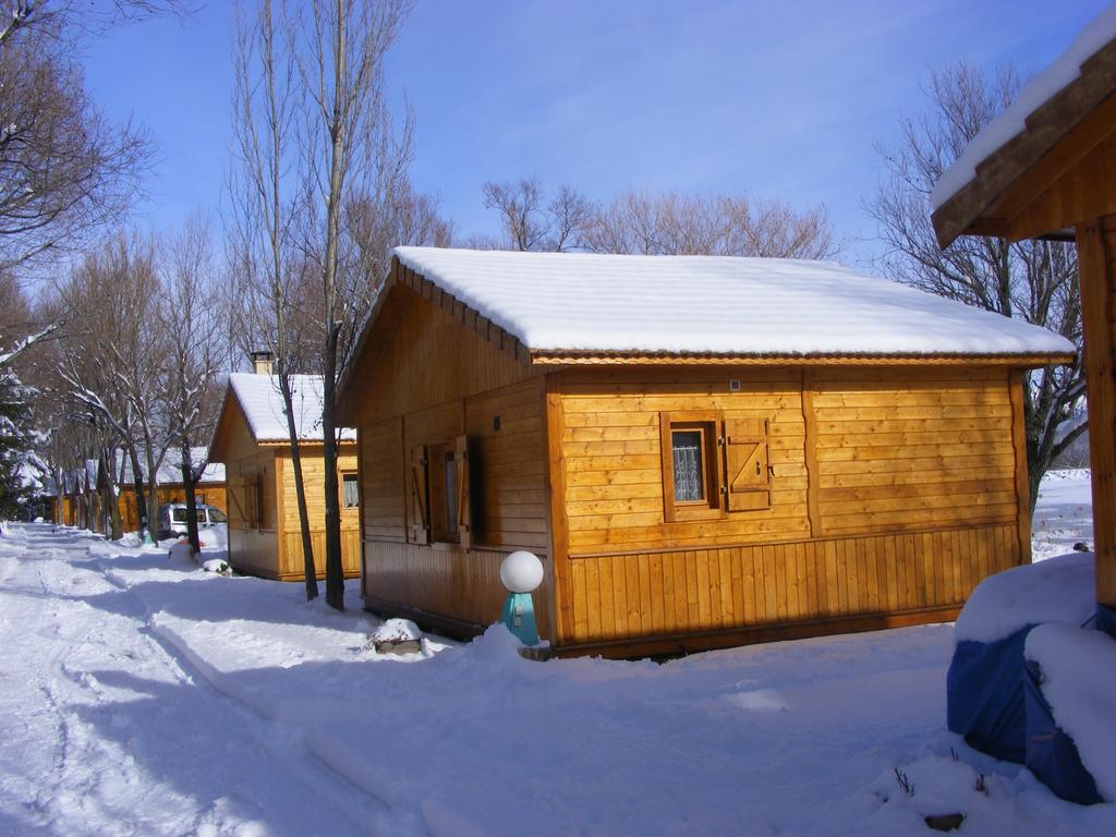 Camping La Motte Flottante La Freissinouse Kültér fotó