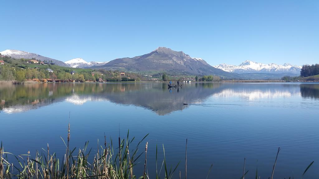 Camping La Motte Flottante La Freissinouse Kültér fotó